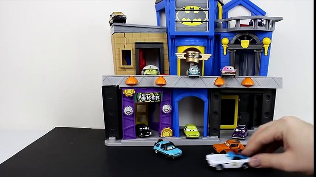 Disney Pixar Cars Finn Mcmissile & Hector Vector Save the Piston Cup Lightning Mcqueen from Lemons