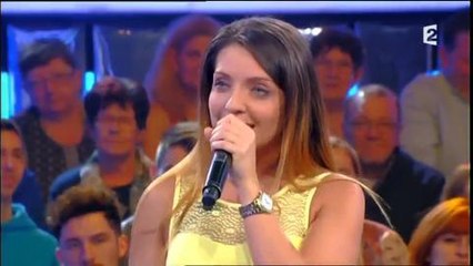 Quand Nagui drague une candidate dans "N'oubliez pas les paroles"