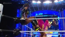 Sasha Banks vs. Naomi: SmackDown, February 11, 2016