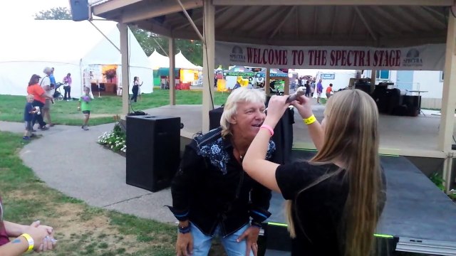 Amazing Sword Swallower Dan Meyer