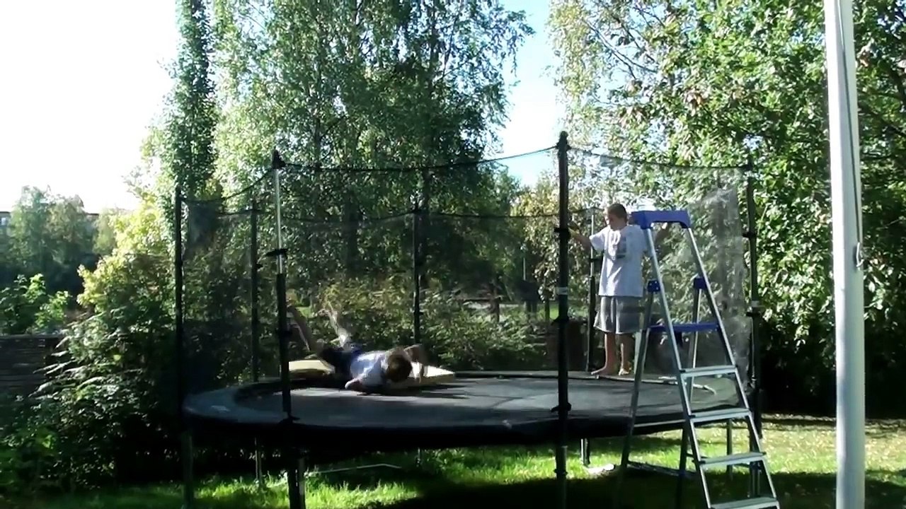 Awesome Triple BackFlip