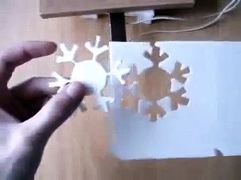 Как сделать снежинки из пенопласта на Новый Год- Вытворяшки