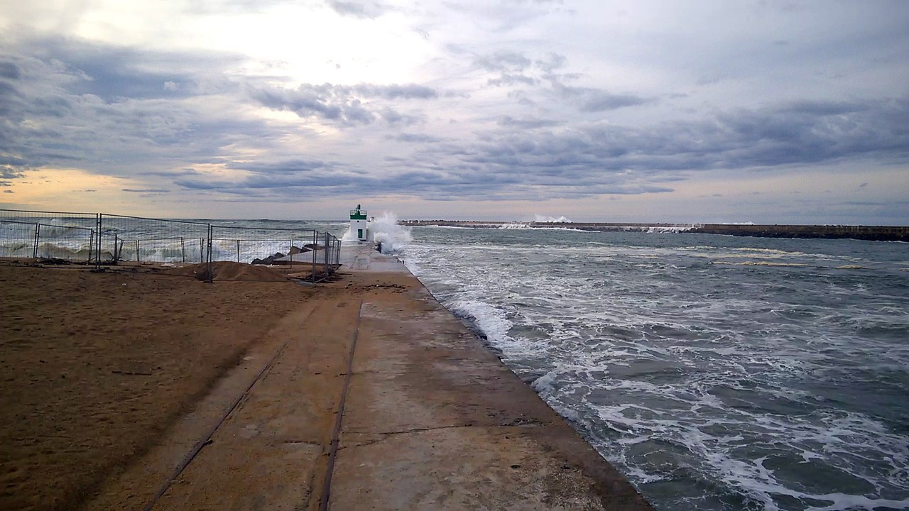 La Tempete " Imogen / Ruzica " arrive au Pays Basque (Anglet 2016-02-08 16h53) video n°1