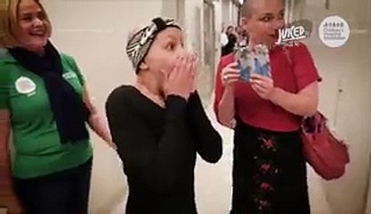 Johnny Depp visits children Hospital In The Costume Of Jack Sparrow