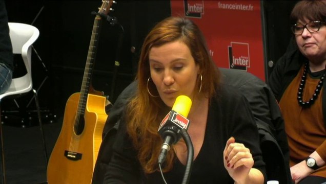 Vive le féminisme, Vive les gros seins La Drôle D'Humeur De Noémie De Lattre