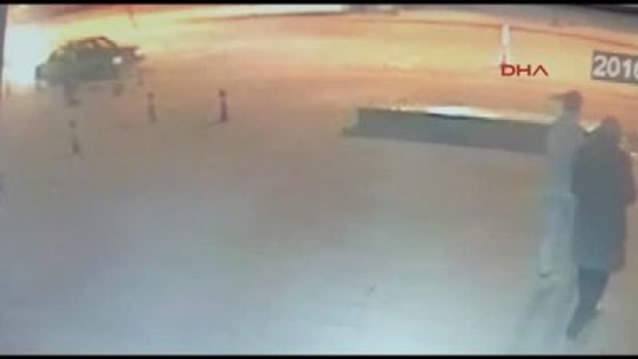 Konya Polise, Çarpıp Kaçan Sürücü Güvenlik Kamerası Sayesinde Yakalandı