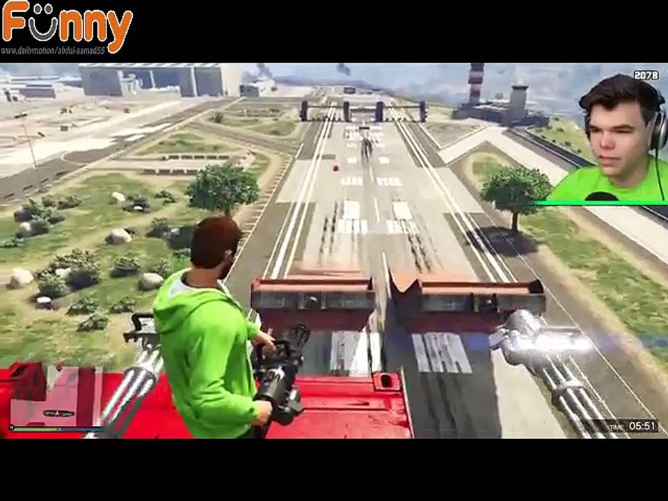 HIT THE FLOATING BASE! (GTA 5 Funny Moments) - part 2