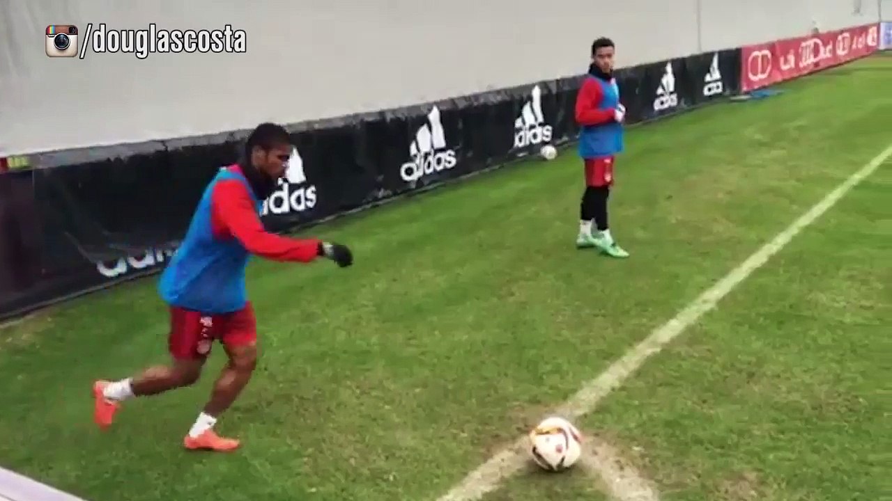 Douglas Costa ter
