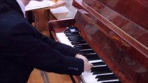 15yo Handless Pianist shows off his musical skills