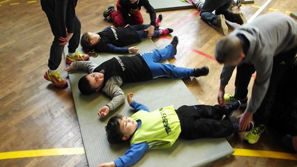 Atelier Baby-Hand à Mayenne Handball - relaxation fin de séance