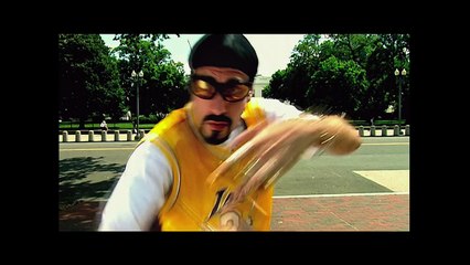 The Brothers Grimsby (2016) - Official Red Band Trailer #2 [VO-HD]