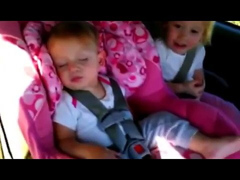 Лучшие приколы! Что делает задорная музыка! Приколы с детьми супер!! Хитовая песня!!