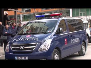 TRITOLI NE MAKINEN E BISNESMENIT