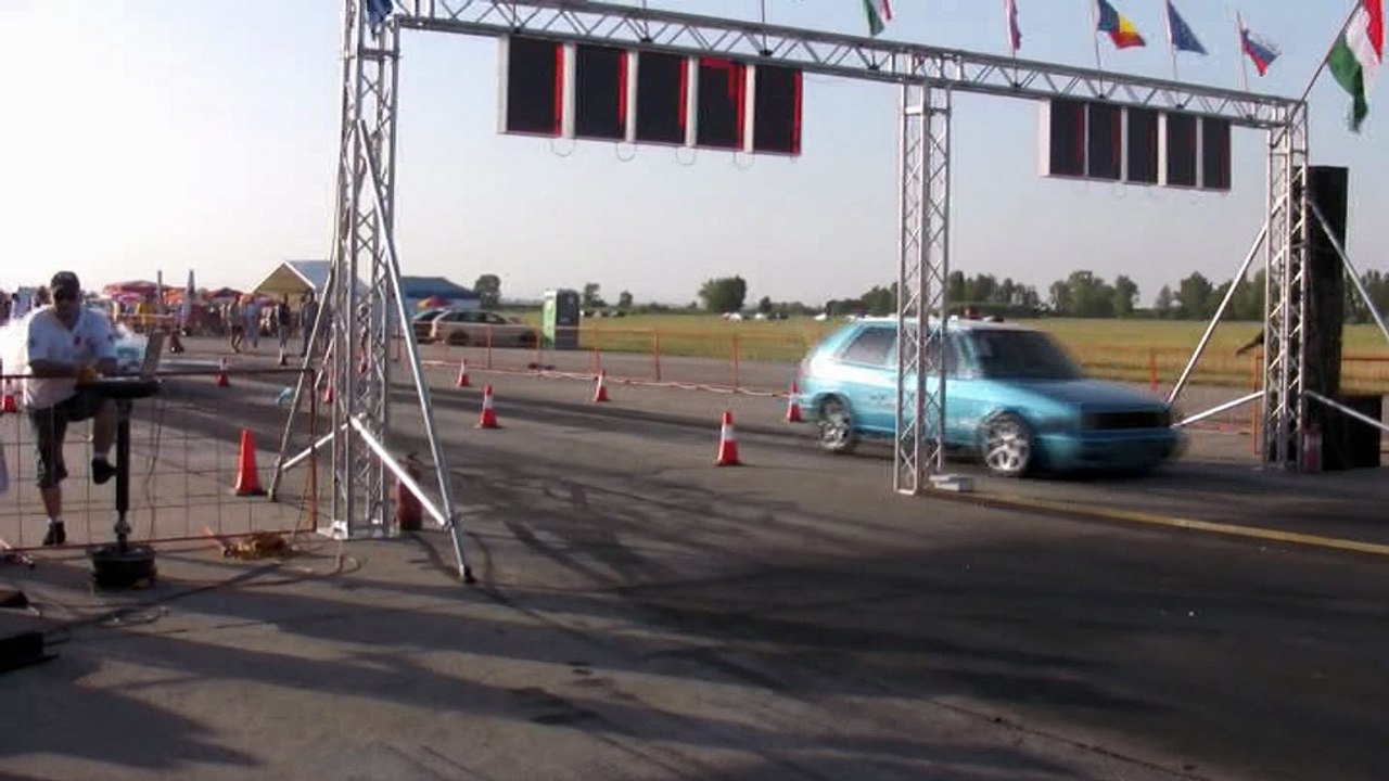 VW Golf Turbo Vs. Petronas Honda Civic Turbo