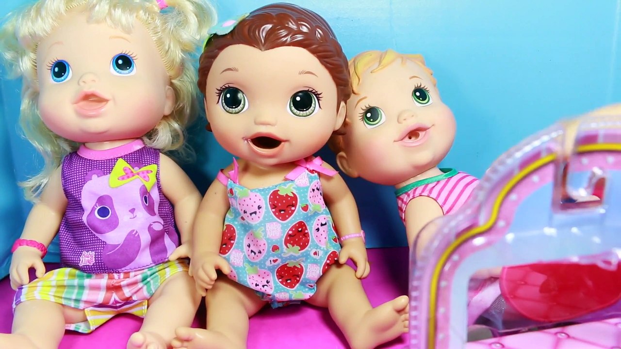 WHO GETS PUPPIES_ New Puppy Surprise Toys 2016 ❤ DOGS Pet Friend Baby Alive Boo Boo Doll