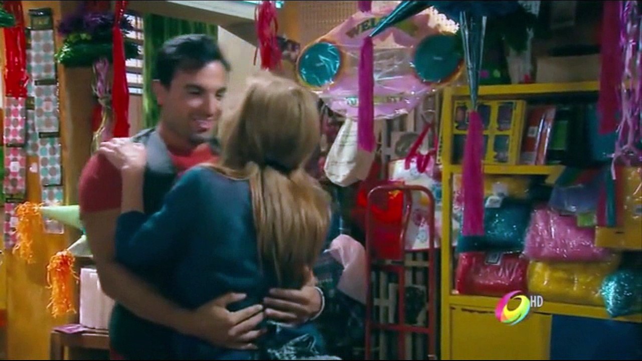 Escenas Ines cap 48 Jon muere