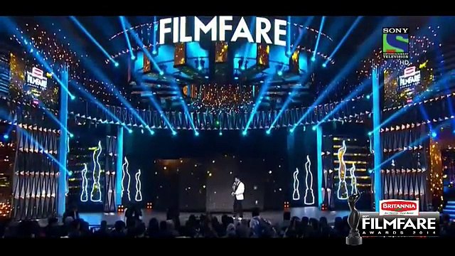 Shahid Kapoor Starts Fight With Varun Dhawan For Not Taking His Name For Best Dancer