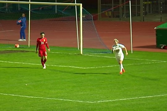 Amical D2 féminine - OM 1-3 Chine : le but de Barbara Bouchet (11e)