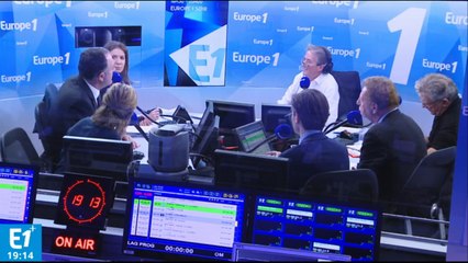 Didier Guillaume : "Avec ce remaniement, François Hollande s'adresse au peuple"