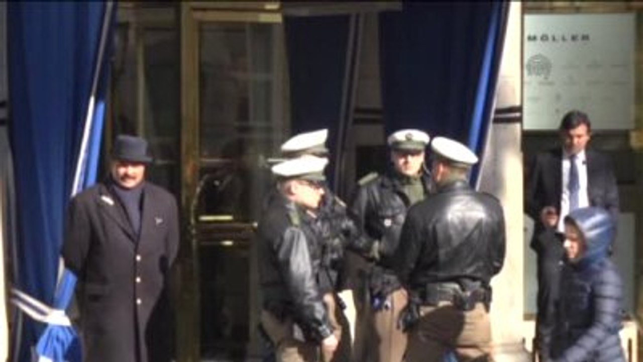 Steinmeier: "Suriye'deki Gelişmeleri Takip Edenler Şunu Biliyor. Bir Yol Ayrımındayız"