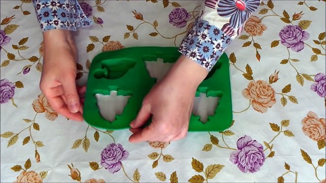 НОВОГОДНИЕ ИГРУШКИ НА ЁЛКУ ИЗ ГИПСА своими руками