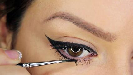 Makeup Artist Marco Castro - Eyeliner