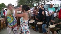 00495-96-97_Drumming and dancing at the Main Beach (Byron Bay)