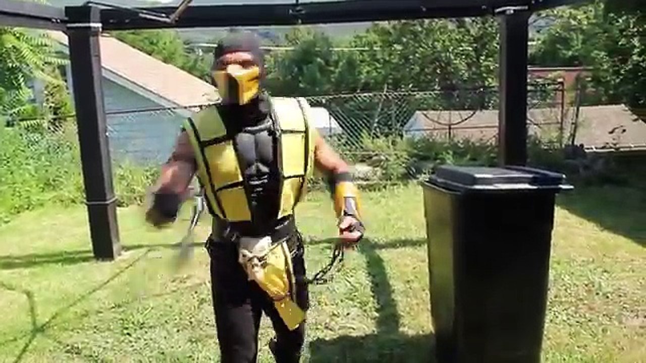 MORTAL KOMBAT TRASH CAN PRANK!