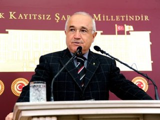 Çiçek: Arınç ve Çelik Düzgün Arkadaşlardır