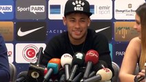 Neymar: Altın Top Ödülü'nü Messi kazansın