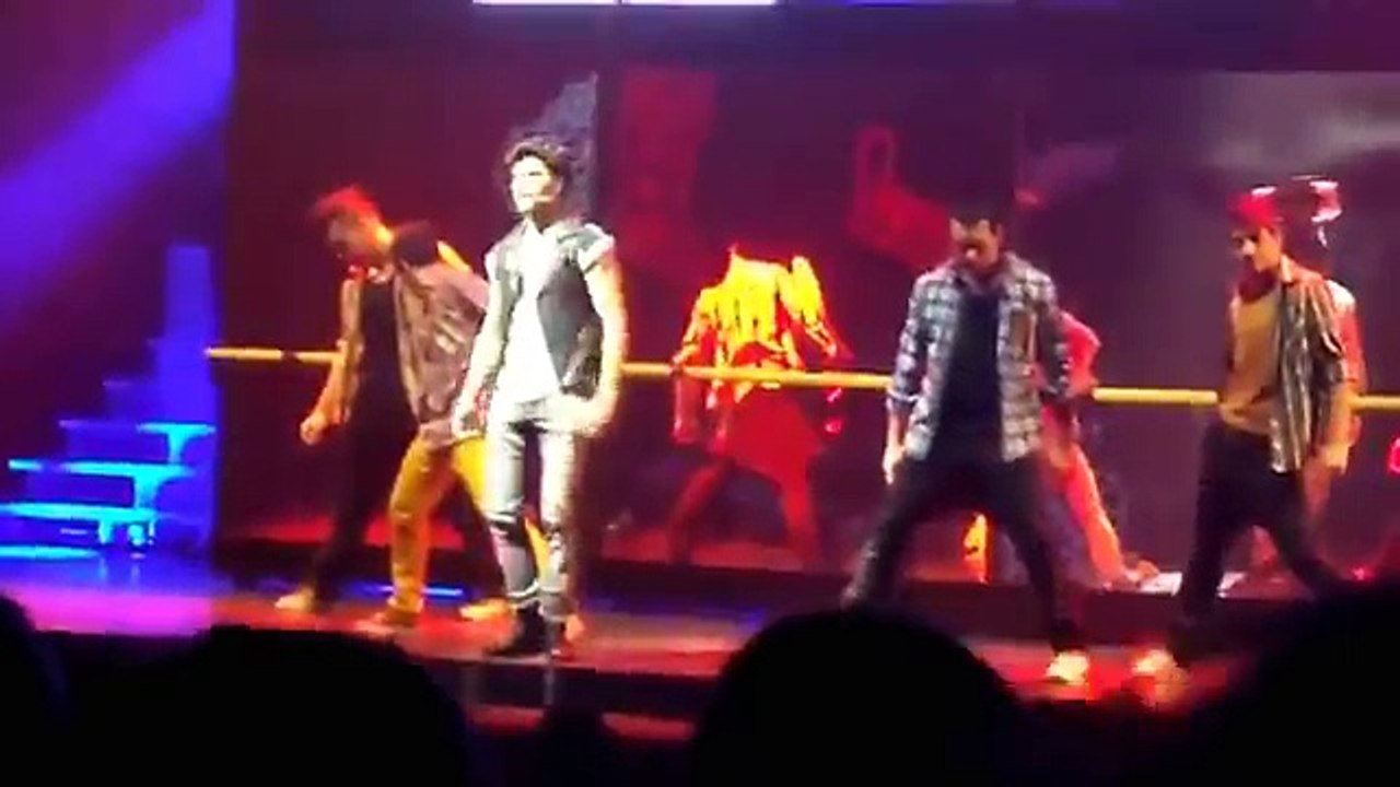 Violetta ao Vivo - Diego canta Yo soy asi (Show)
