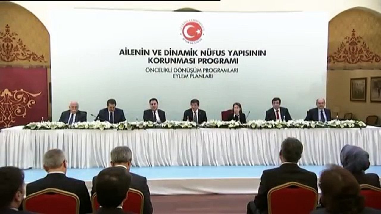 Annelere doğum yardımı, babalara doğum izni geliyor