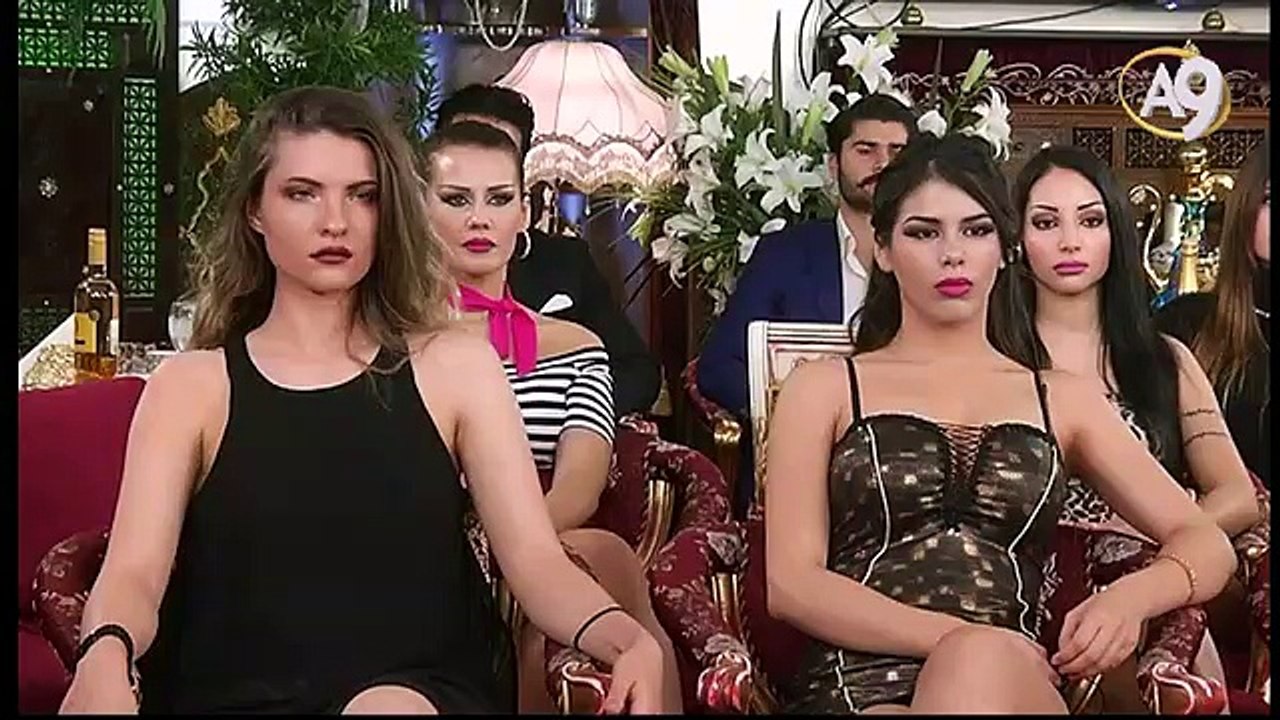 İmam Gazali; Münafık çok azgındır, mal ve mülk uğruna dinini feda eder.