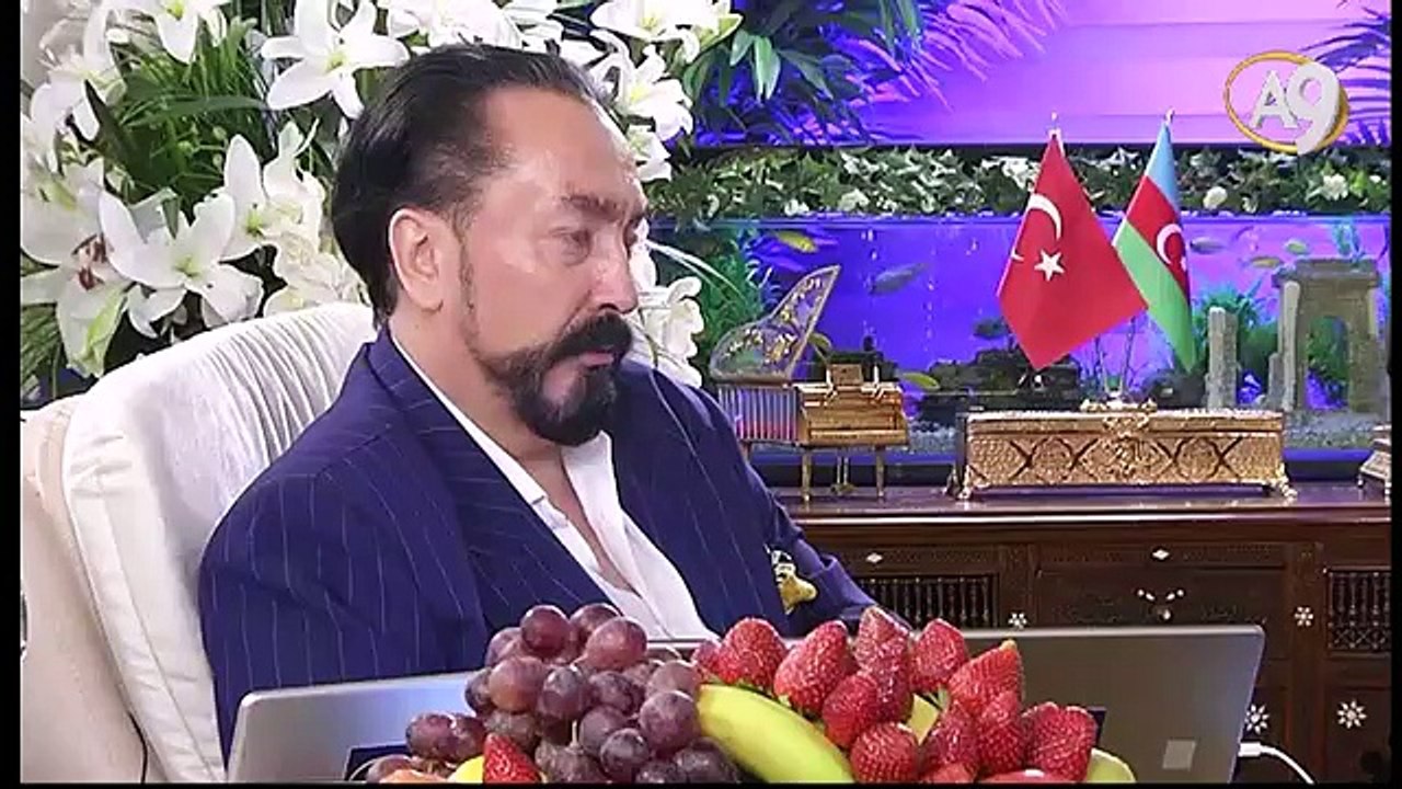 Münafığın hastalığını internette kullandığı üsluba bakın anlarsınız.