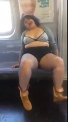 Une femme droguée se rend compte qu'elle est grosse