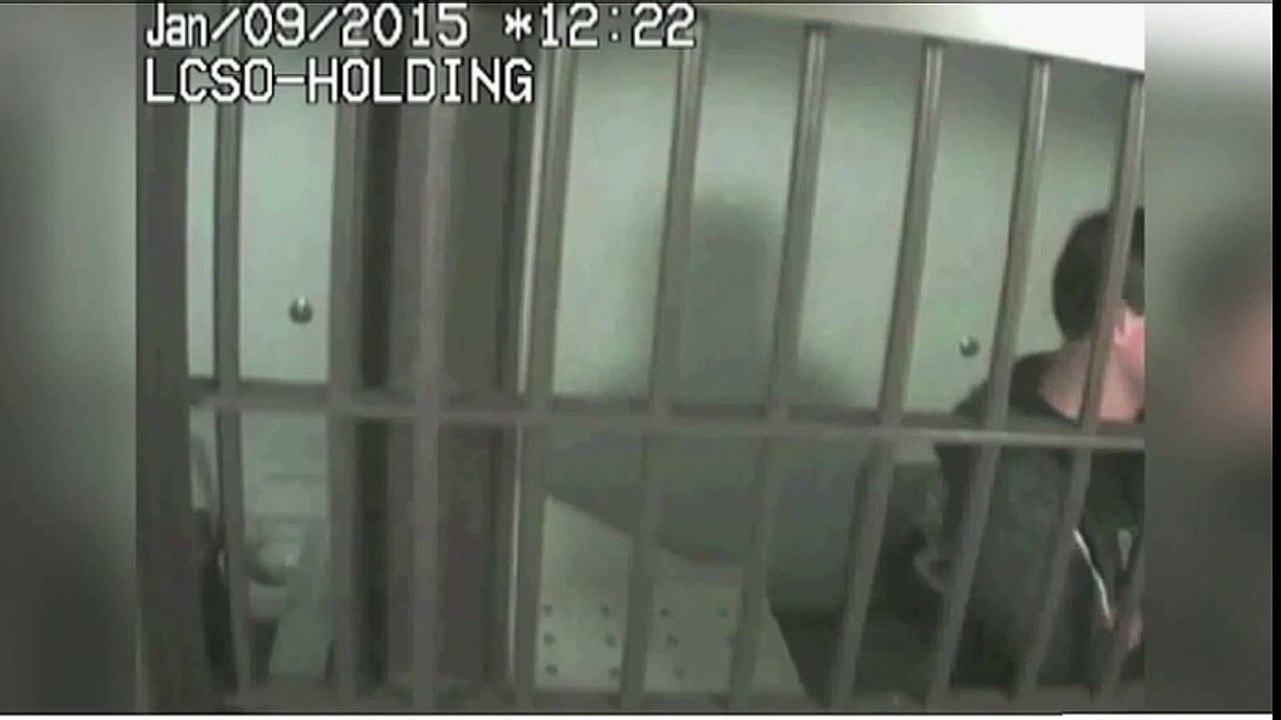 GUY ACCUSES OREGON POLICE OF BRUTALITY AFTER BEATING HIMSELF UP IN CELL