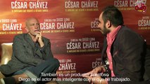 Diego Luna y John Malkovich en Cesar Chávez