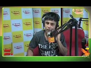 funny call prank Radio Mirchi Murga   London Jaana Hai - 360p