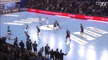 Niesamowity rzut w Piłce Ręcznej w ostatnich 3 sekundach dający wygraną (Francja)