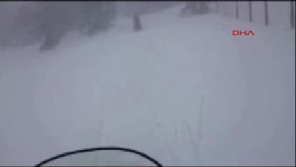 Bursa Kaybolan Profesyonel Kayakçıyı Jak Timi Donmak Üzereyken Buldu