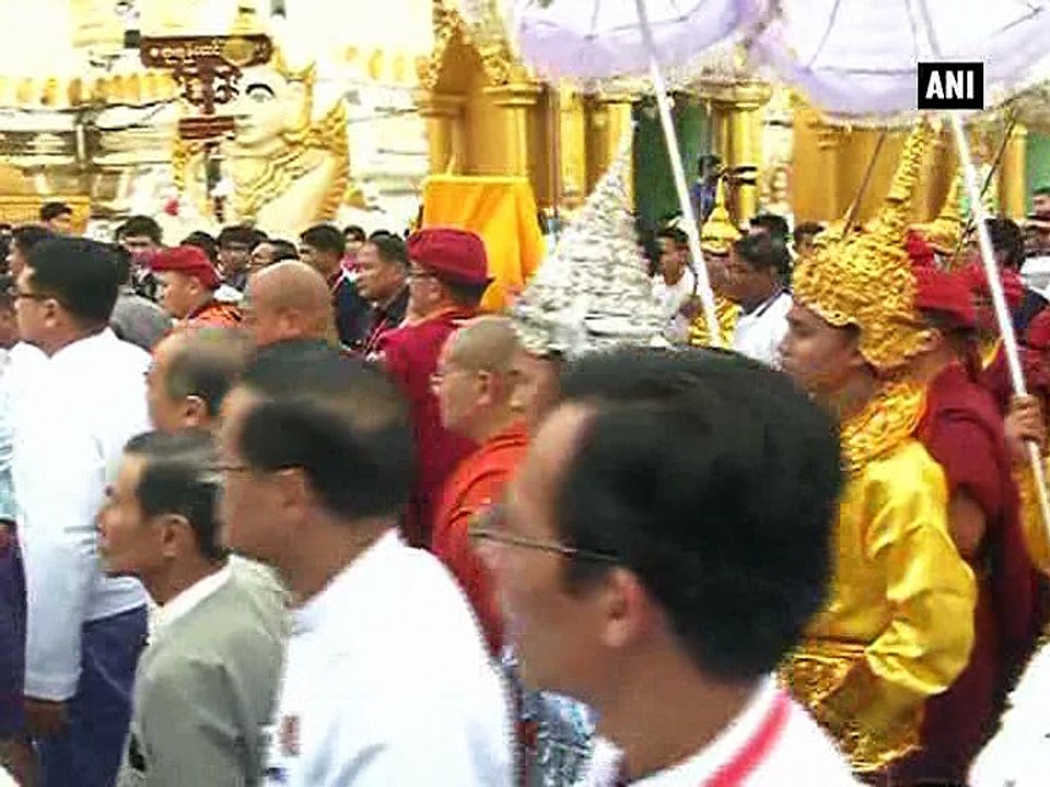 Indian Buddhist monks march for peace in Myanmar