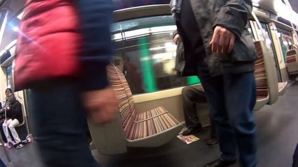 Caméra Cachée - Ebola dans le Métro #Tothor