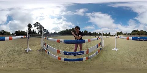 360º Getting Jumped Over by a Horse - 4K - Tredstep