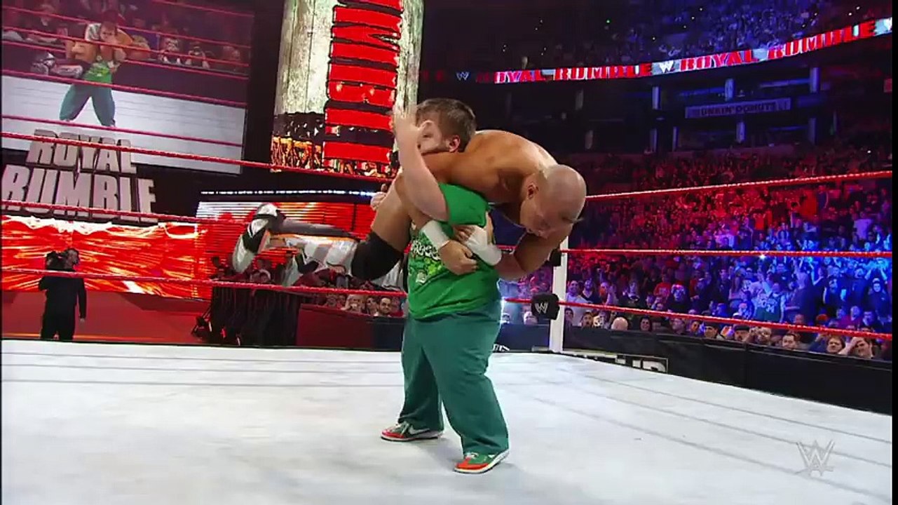 Hornswoggle s Most Memorable Moments WWE Top 10 video Dailymotion