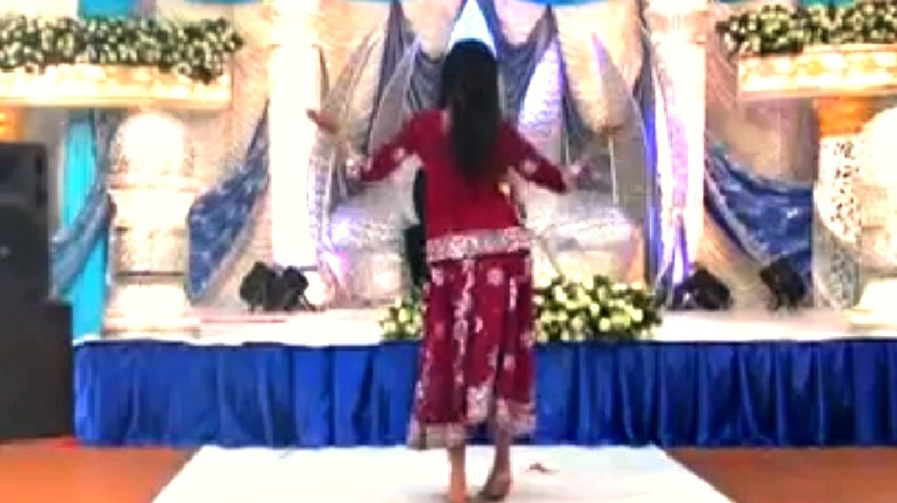 Rat Din Reh Le Tu Reh Le Na | Wedding Night Best Dance On Indian Song | HD