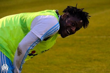 Batshuayi règle la mire