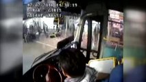 Otobüs Şoförü, Fenalaşan Yolcuyu Hastaneye Yetiştirdi - Sivas