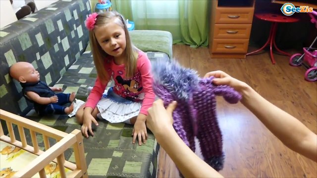 ✔Кукла Беби Борн с Ярославой открывают посылку от Бабушки - Doll Baby Born with Yaroslava ✔