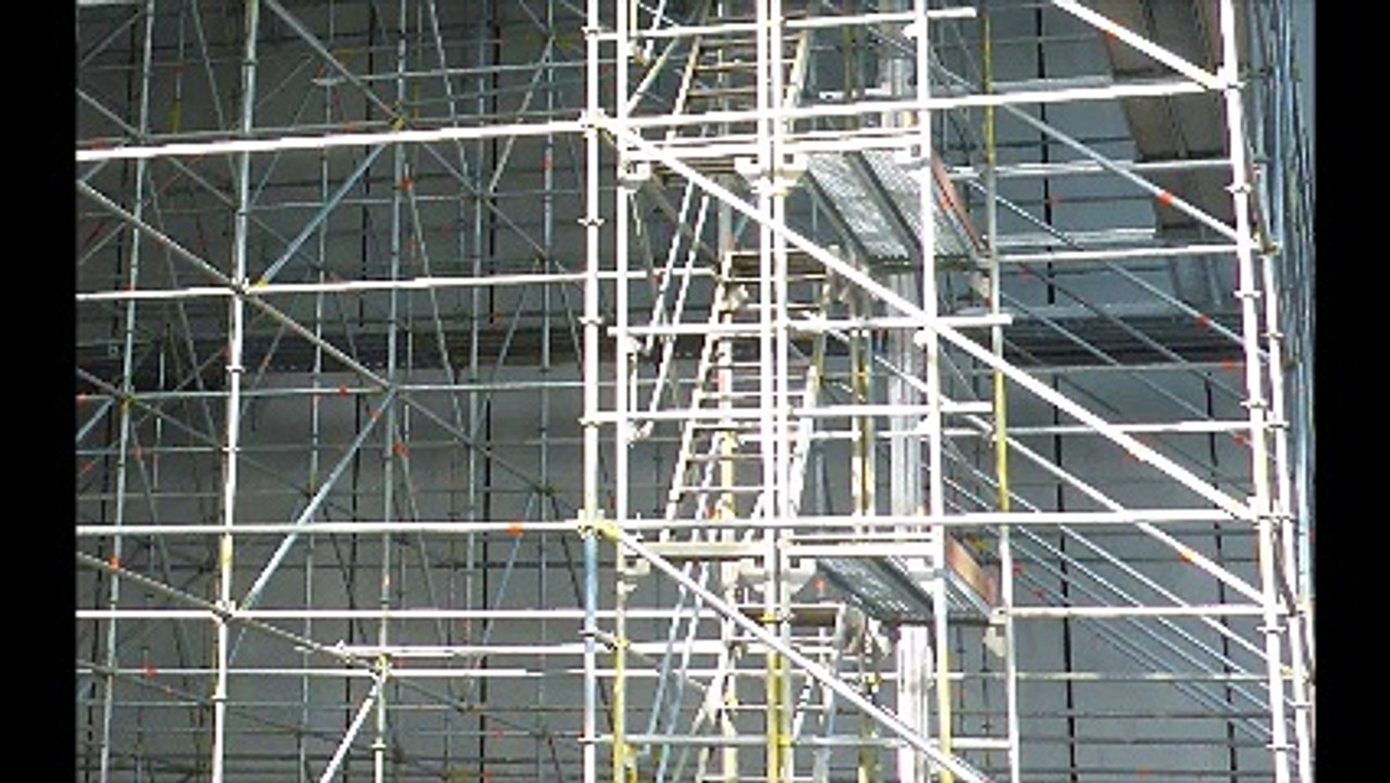 СКЕЛЕ БУРГАС скеле под наем Бургас Скелета Бургас Скелета под наем скеле цена Алуминиево скеле Бургас скеле цена Бургас