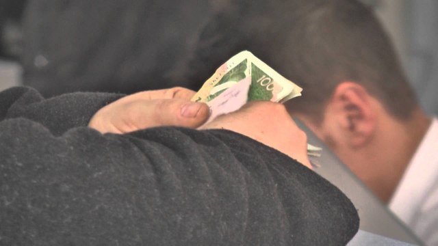 Report TV - Bilanci 2015, OSHEE: 65.7 mln lekë akrëktime, humbjet u ulën në 31.3 %